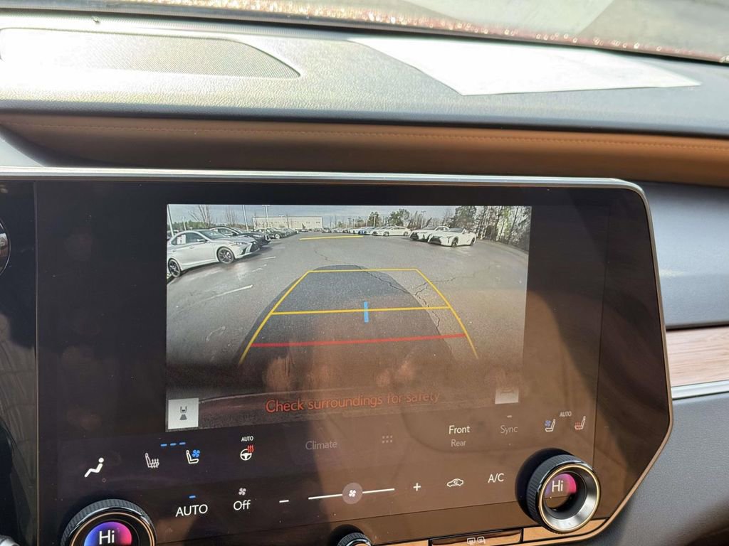 Used 2024 Lexus RX 350 Premium w/ Accessory Package (P2) image 11