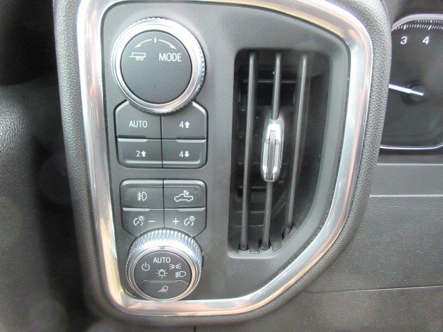 Used 2021 GMC Sierra 1500 AT4 w/ AT4 Value Package AWD/4WD image 25