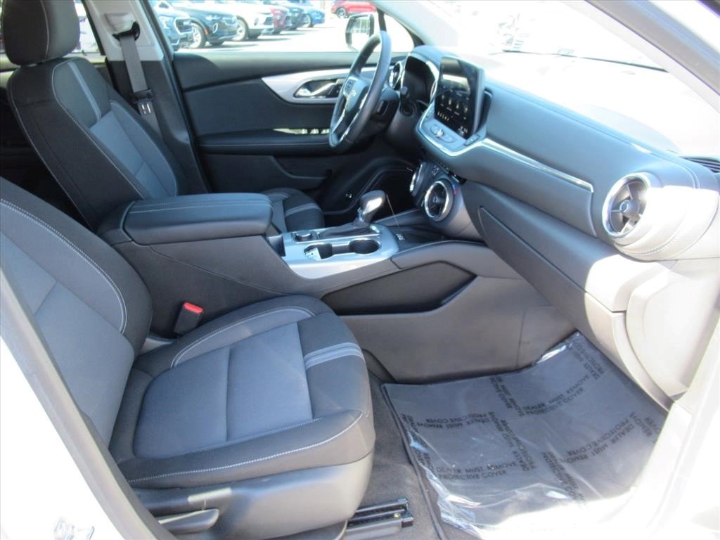 Certified 2024 Chevrolet Blazer LT w/ Convenience Package image 7