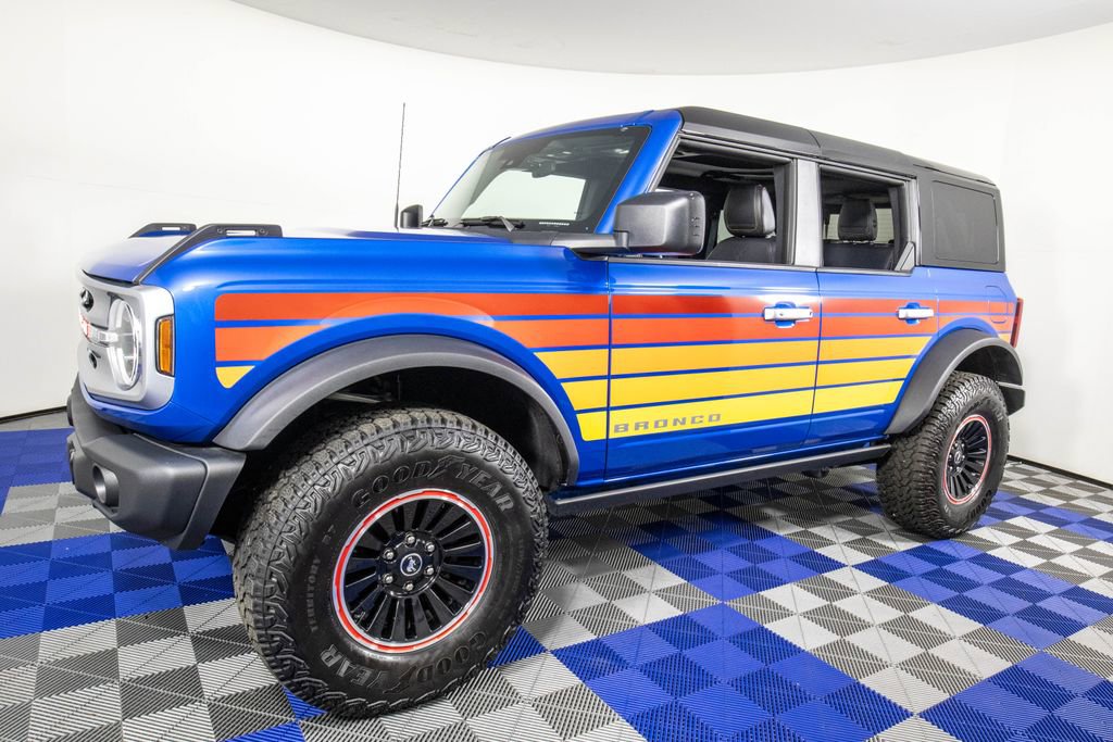 Used 2025 Ford Bronco Big Bend w/ Black Diamond Package image 1