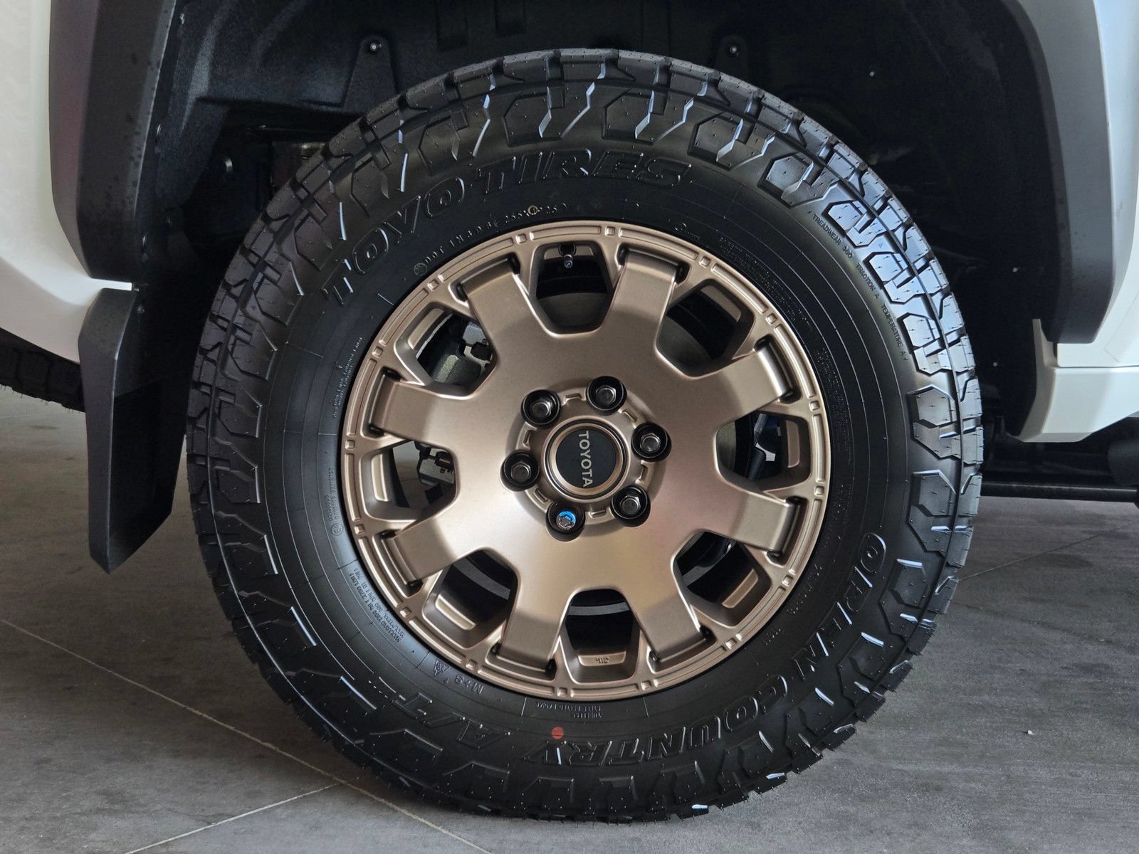 New 2026 Toyota 4Runner Trailhunter AWD/4WD image 4