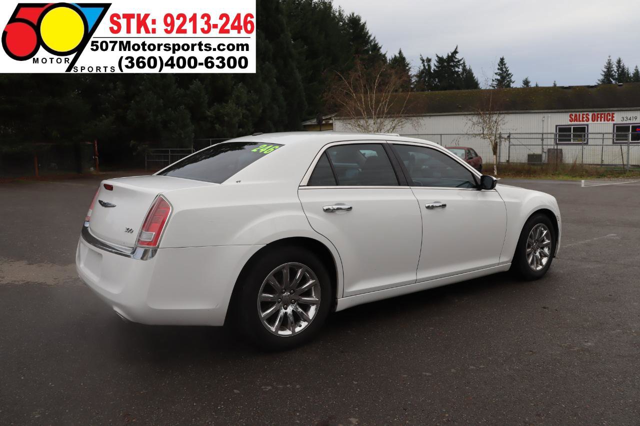 Used 2012 Chrysler 300 Limited RWD image 8
