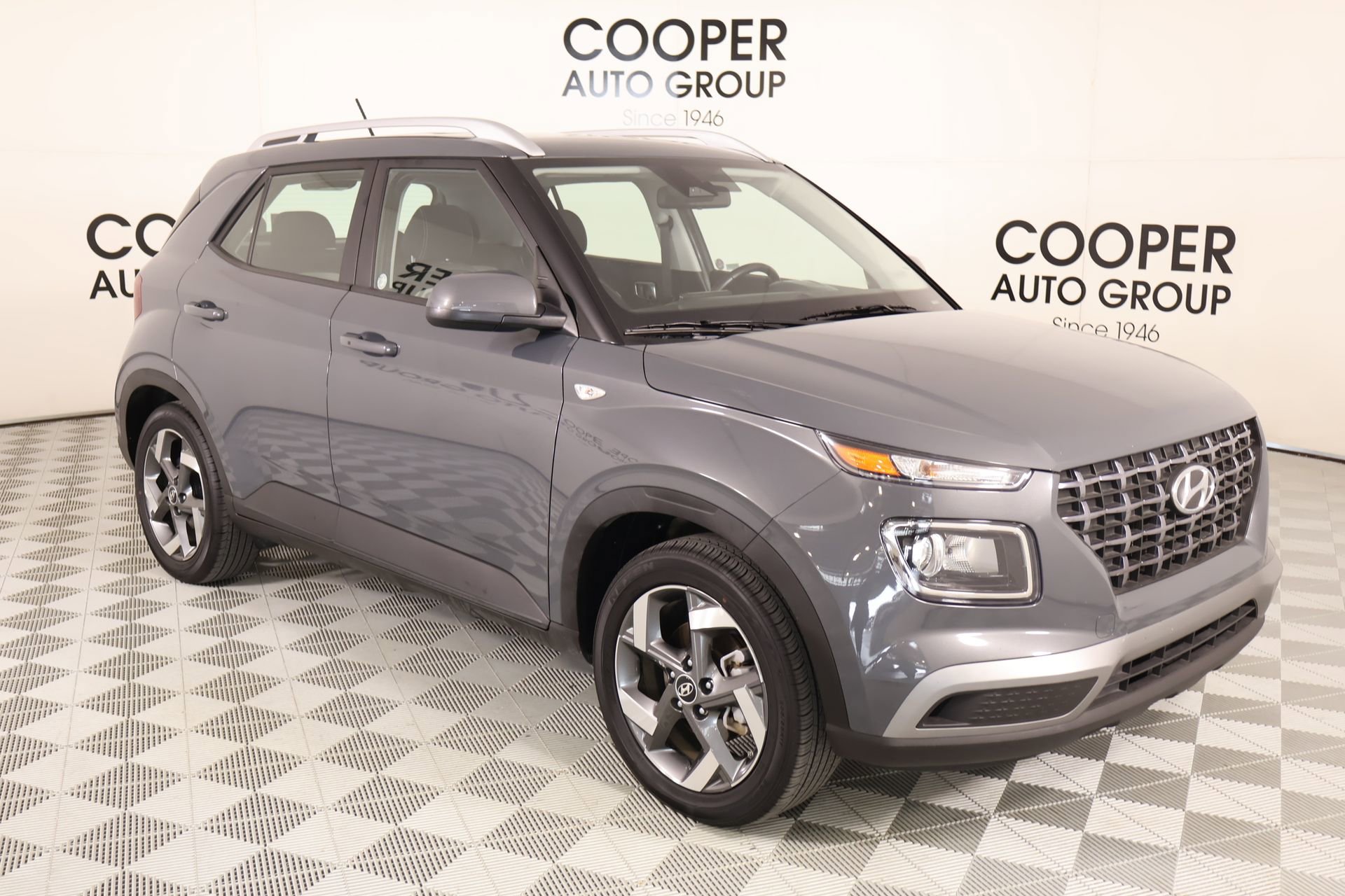 Used 2025 Hyundai Venue SEL