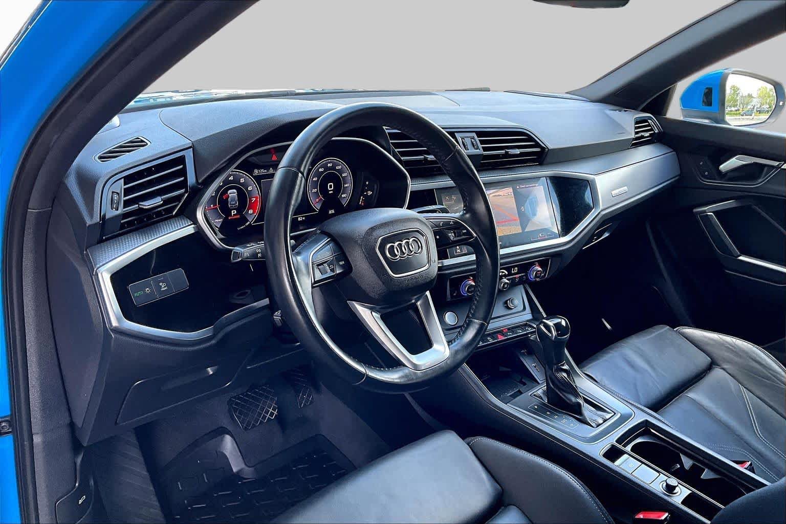 Used 2020 Audi Q3 2.0T Prestige AWD/4WD image 18