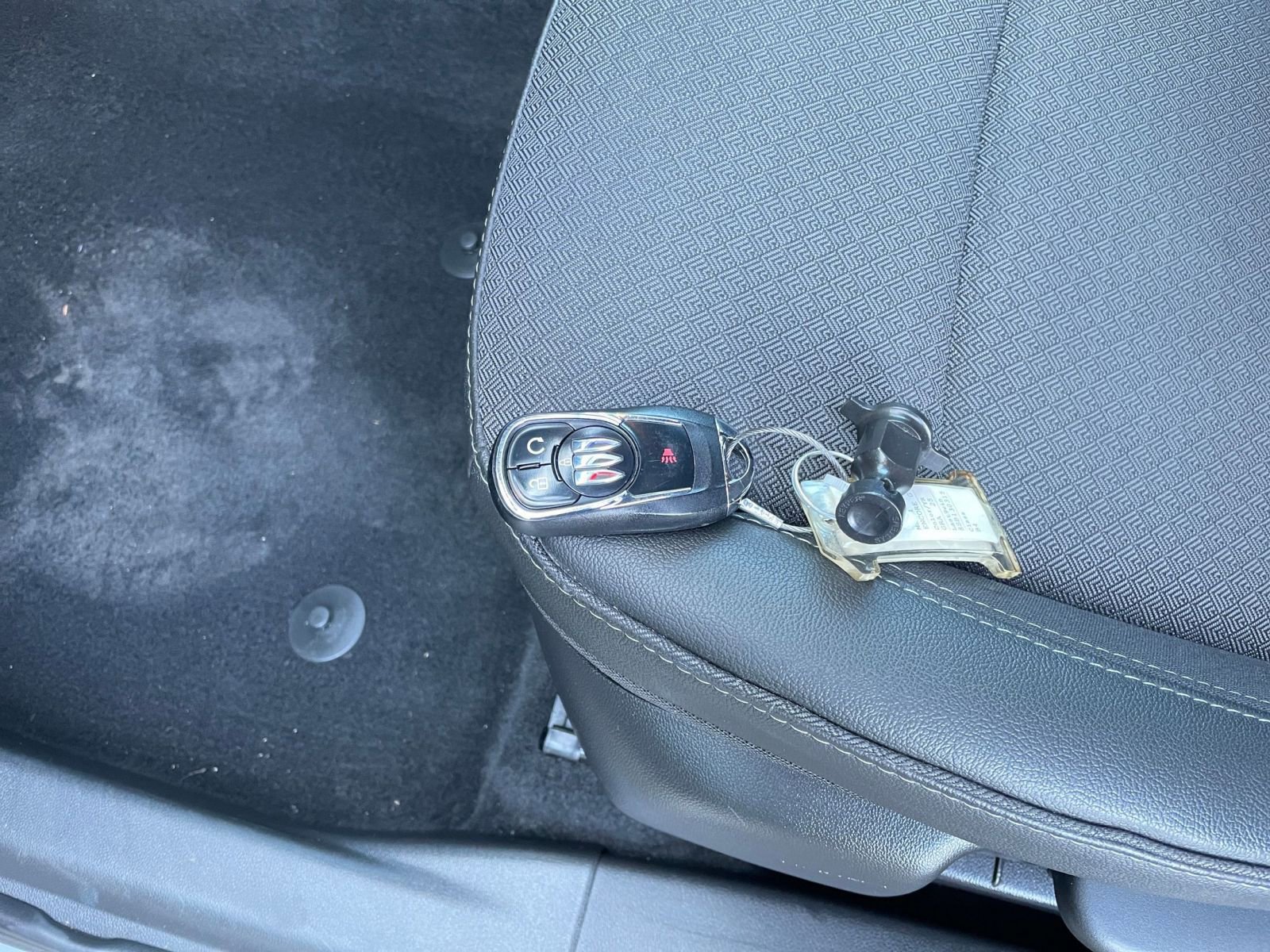 Used 2025 Buick Encore GX Preferred image 21