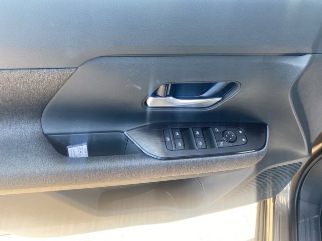 New 2026 Nissan Kicks SV w/ SV Premium Package image 16