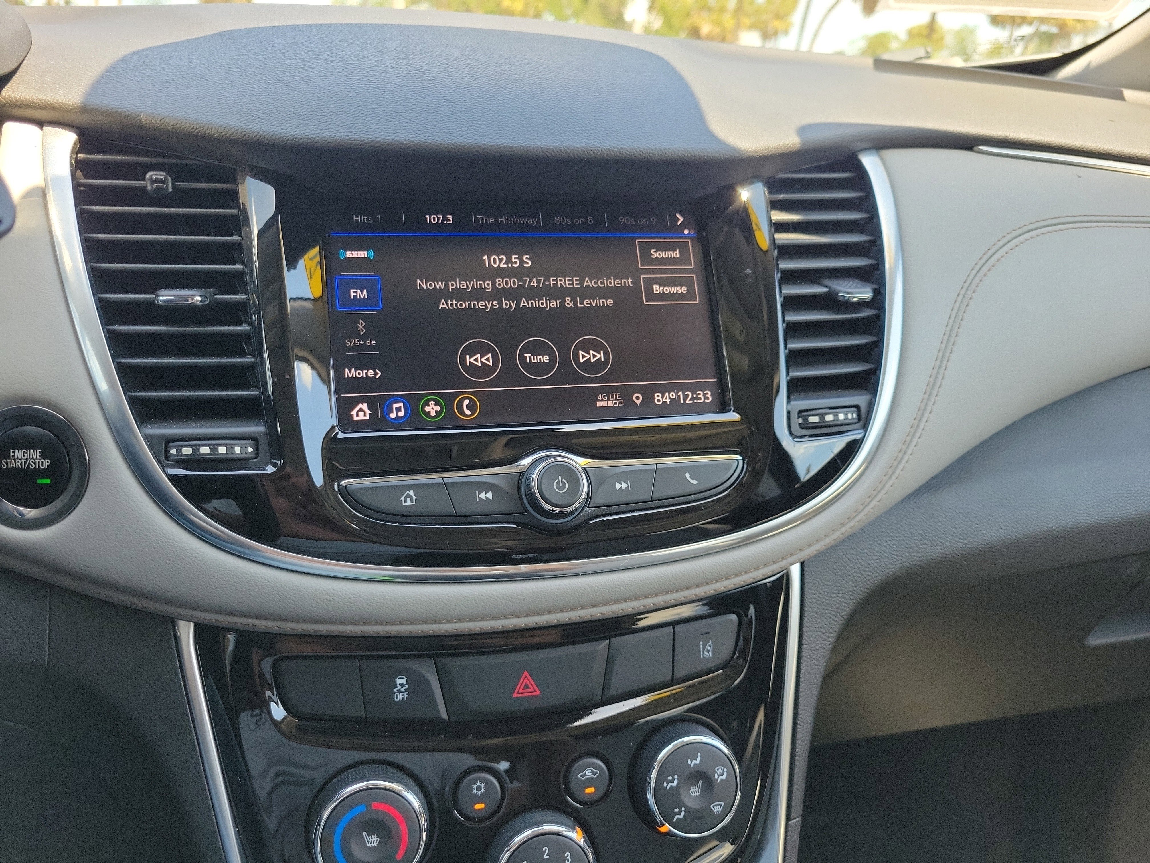Used 2020 Chevrolet Trax Premier FWD image 19