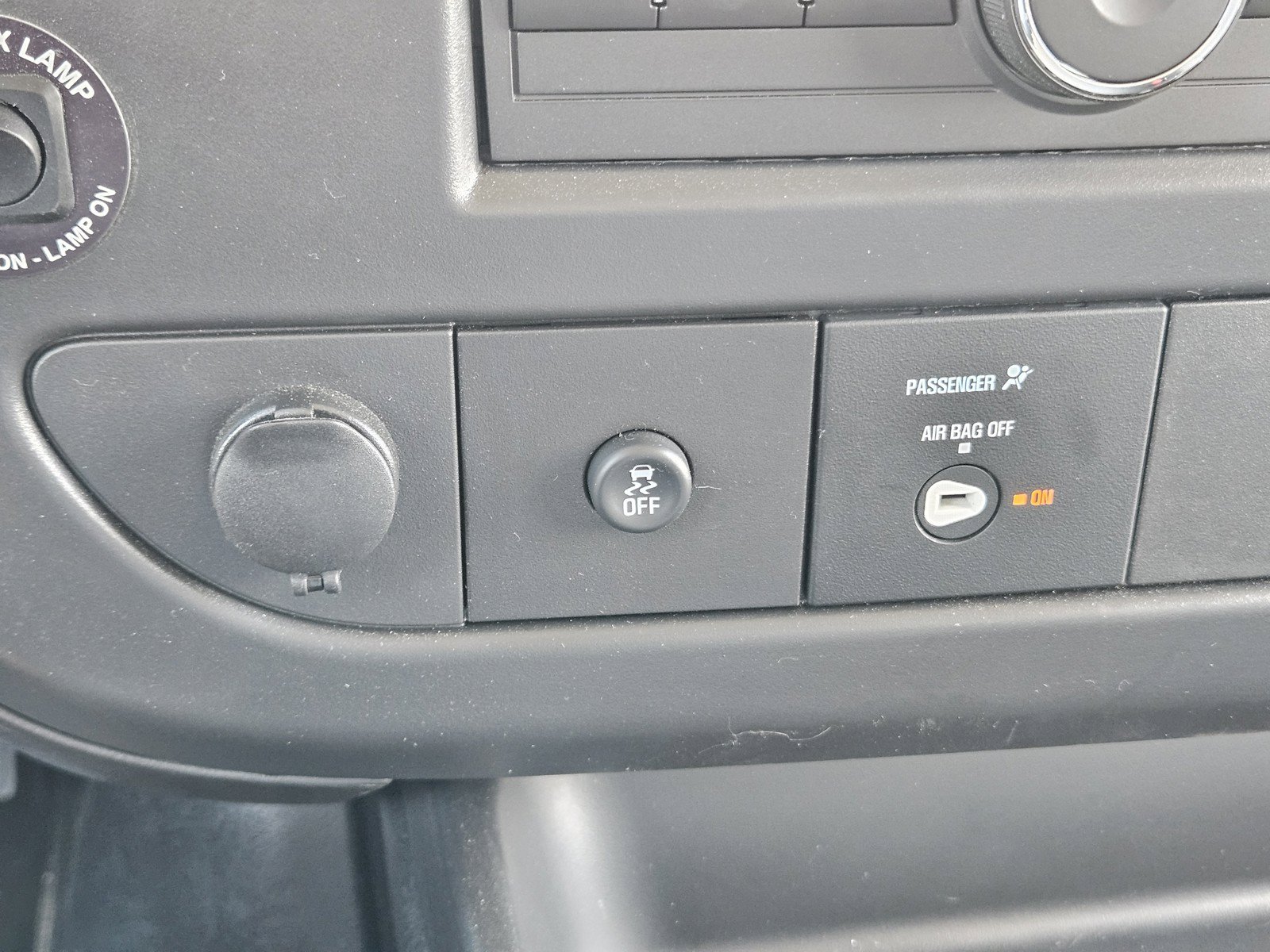New 2026 Chevrolet Express 3500 w/ Power Convenience Package RWD image 13