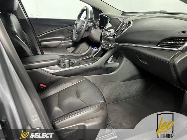 Used 2018 Chevrolet Volt Premier w/ Driver Confidence Package FWD image 15