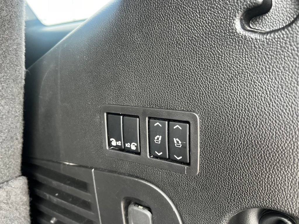 Used 2019 Chevrolet Tahoe LT AWD/4WD image 9