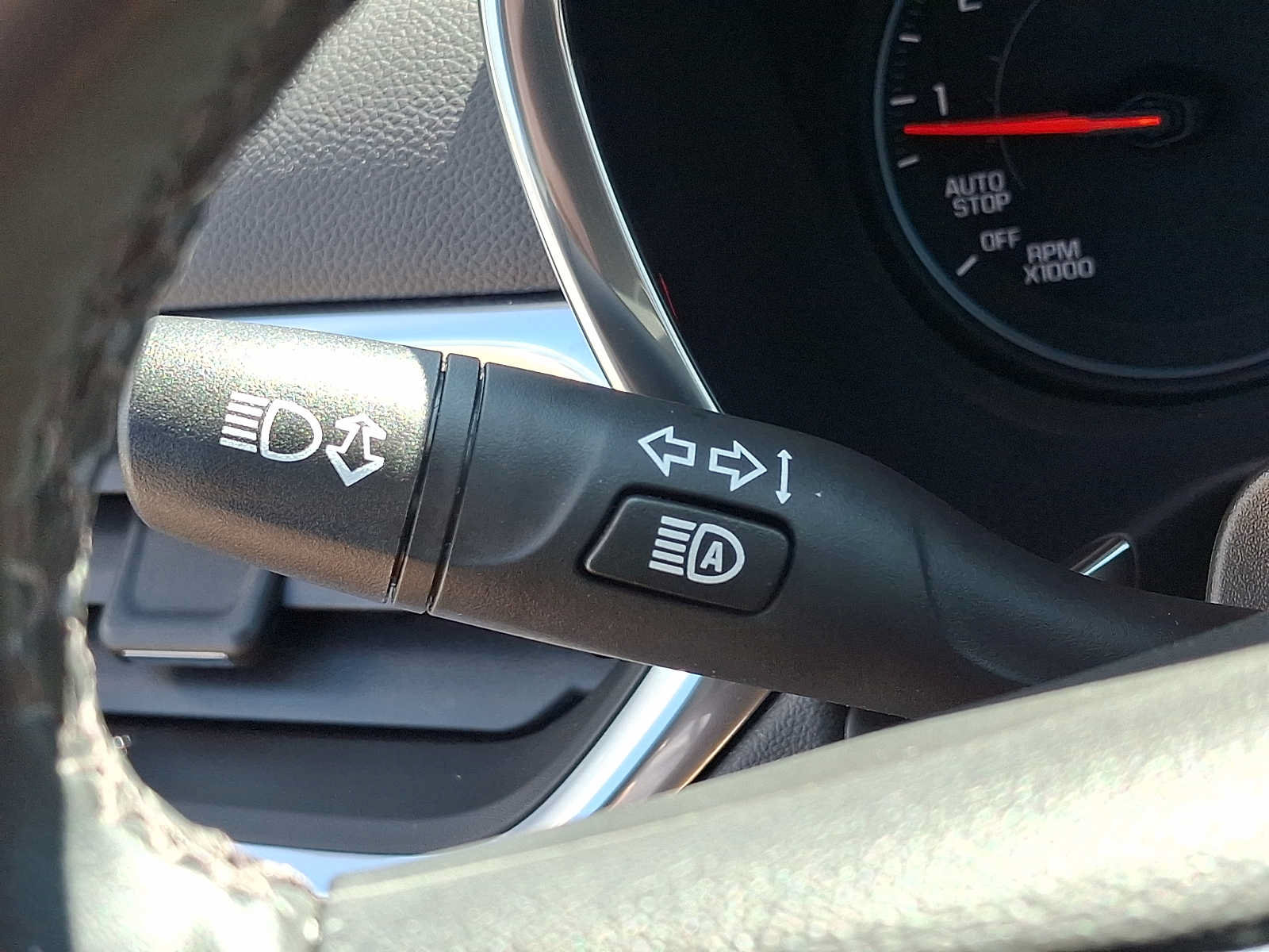 Certified 2024 Chevrolet Equinox LT FWD image 25