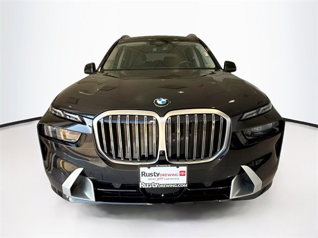 Used 2025 BMW X7 xDrive40i w/ Climate Comfort Package image 2