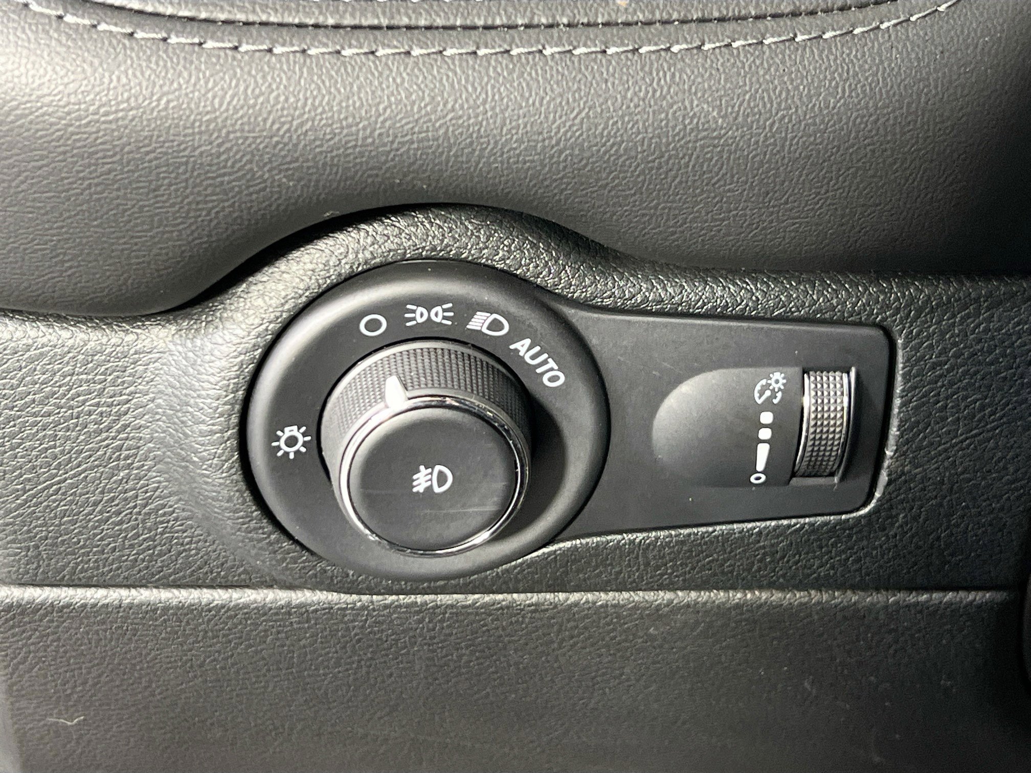 Used 2022 Dodge Durango GT image 10