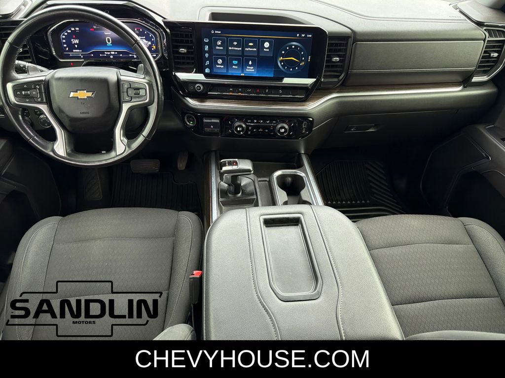 Used 2022 Chevrolet Silverado 1500 LT w/ Z71 Off-Road Package image 14