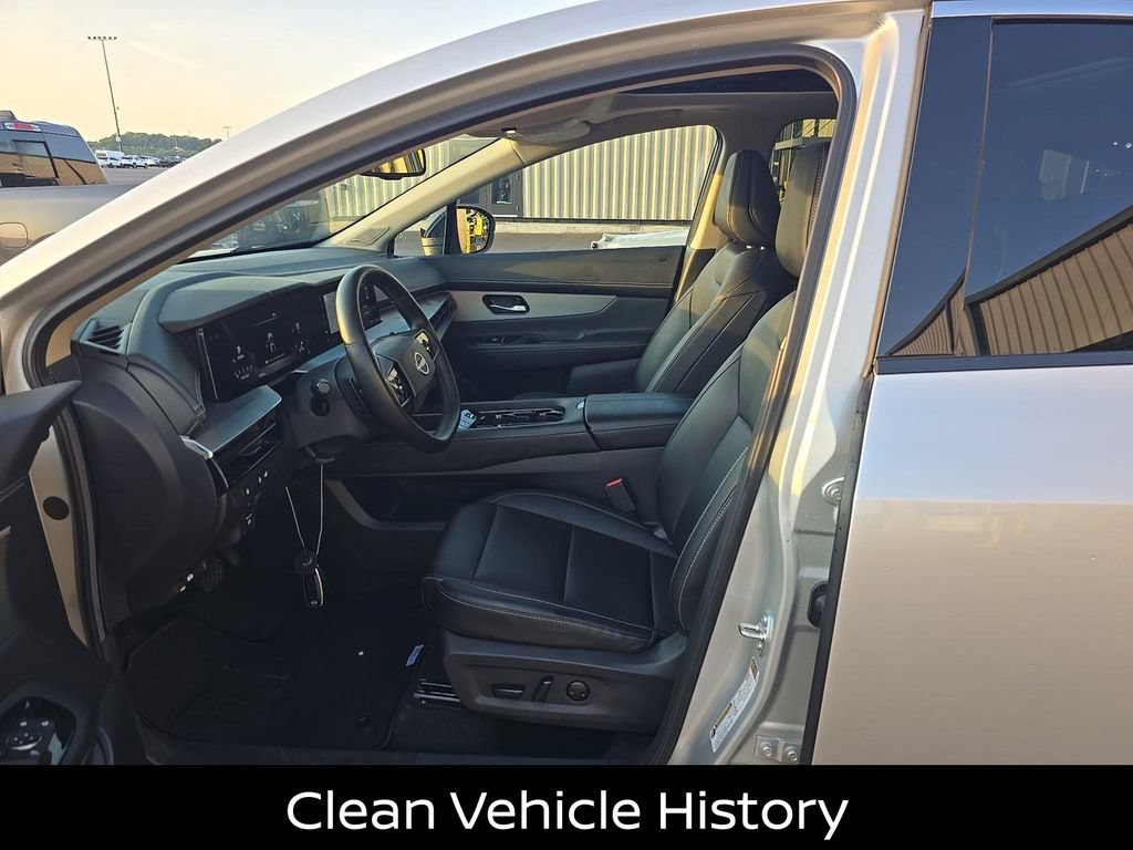 Certified 2025 Nissan Murano SL AWD/4WD image 4