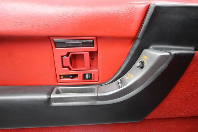 Used 1990 Chevrolet Corvette Coupe RWD image 20