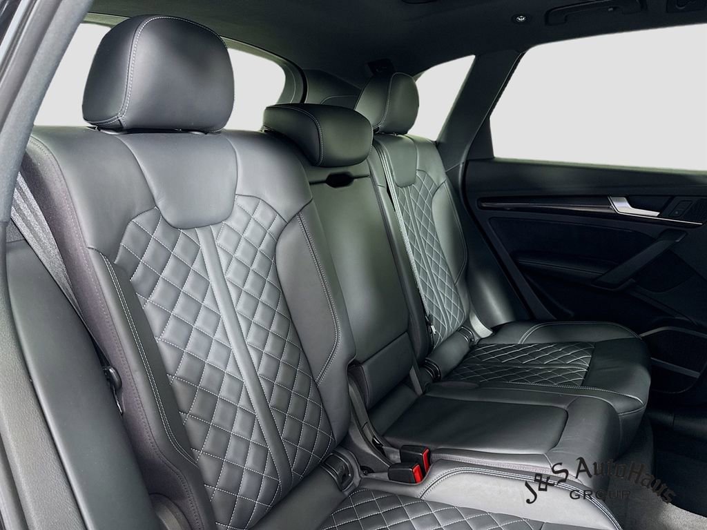 Used 2018 Audi SQ5 Premium Plus w/ S Sport Package image 34