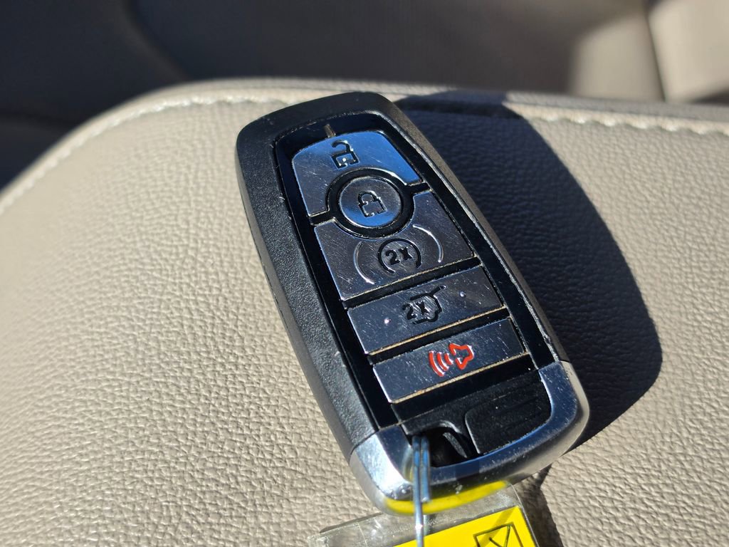 Used 2024 Ford Expedition Max Limited AWD/4WD image 31