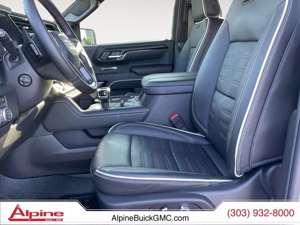 Used 2025 GMC Sierra 1500 AT4X AWD/4WD image 9