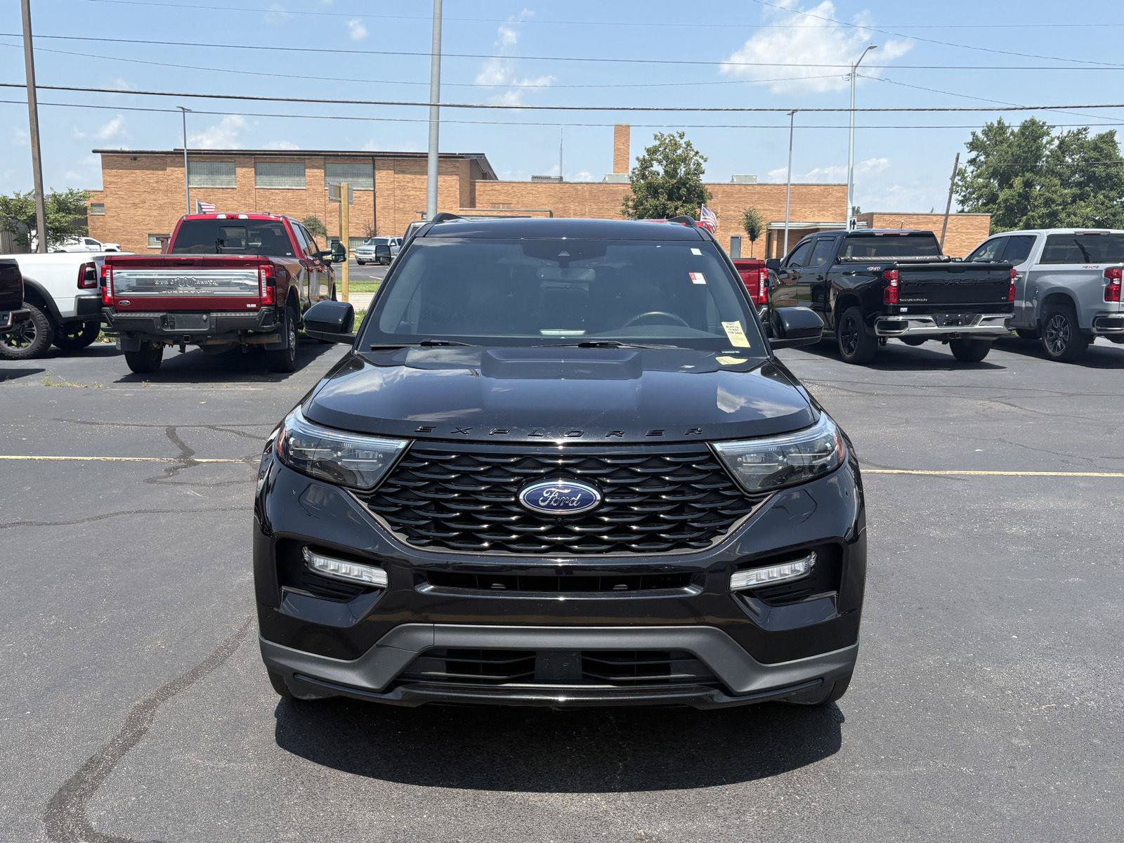 Used 2023 Ford Explorer ST-Line w/ Class IV Trailer Tow Package AWD/4WD image 24