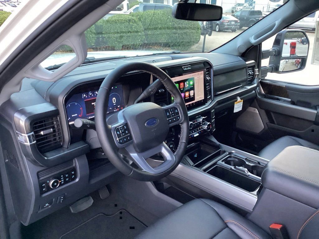 New 2026 Ford F250 Lariat w/ Black Appearance Package image 27