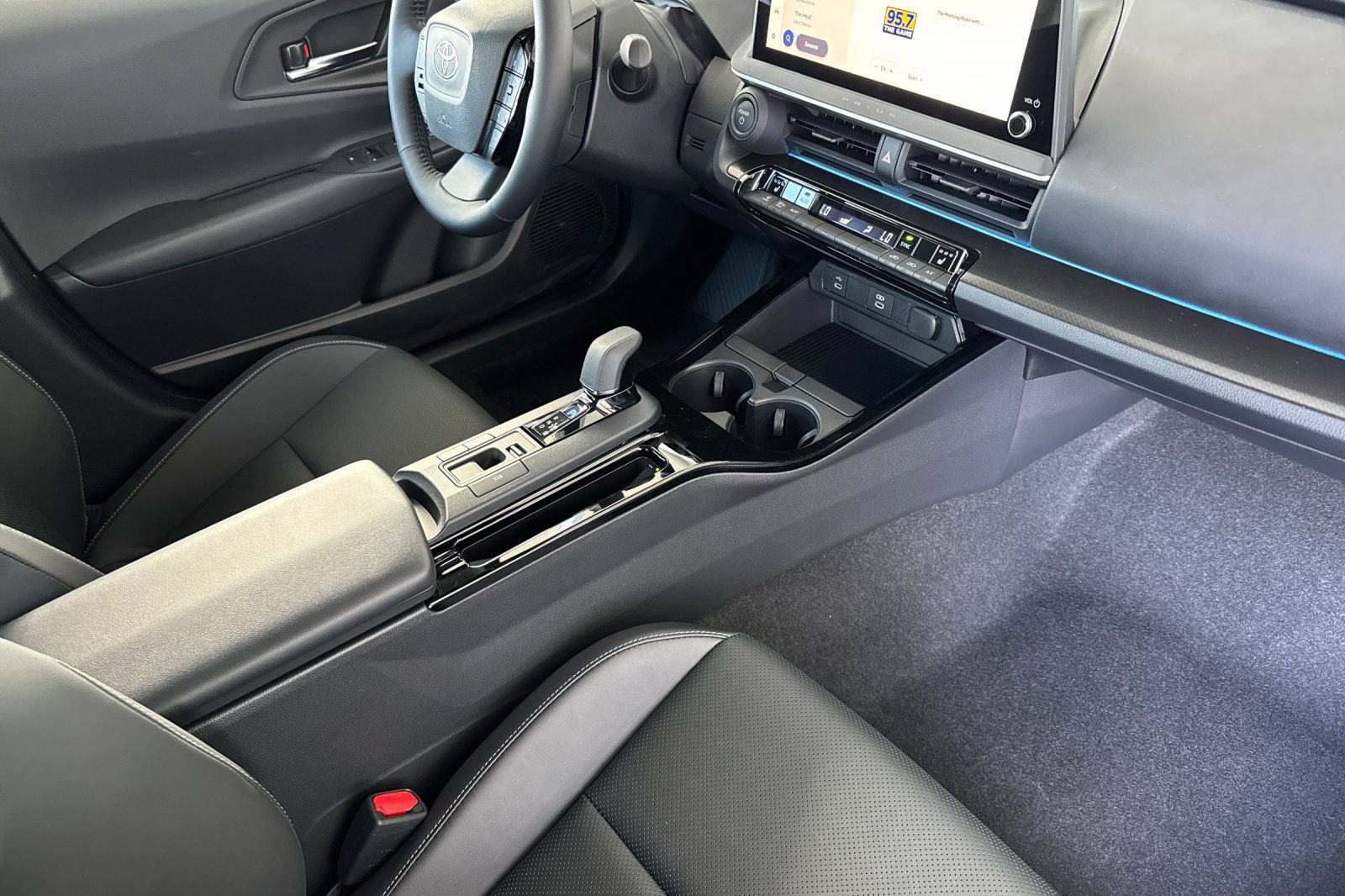 New 2027 Toyota Prius AWD image 18