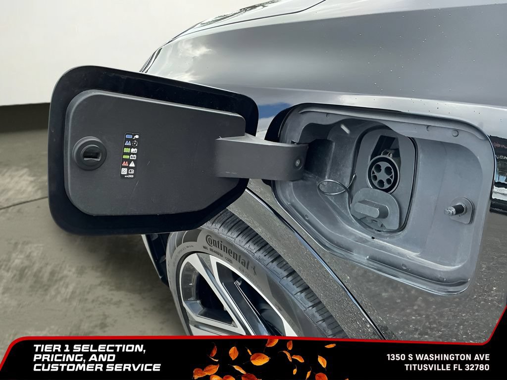 Used 2025 Chevrolet Equinox EV LT w/ Convenience Package II AWD/4WD image 40
