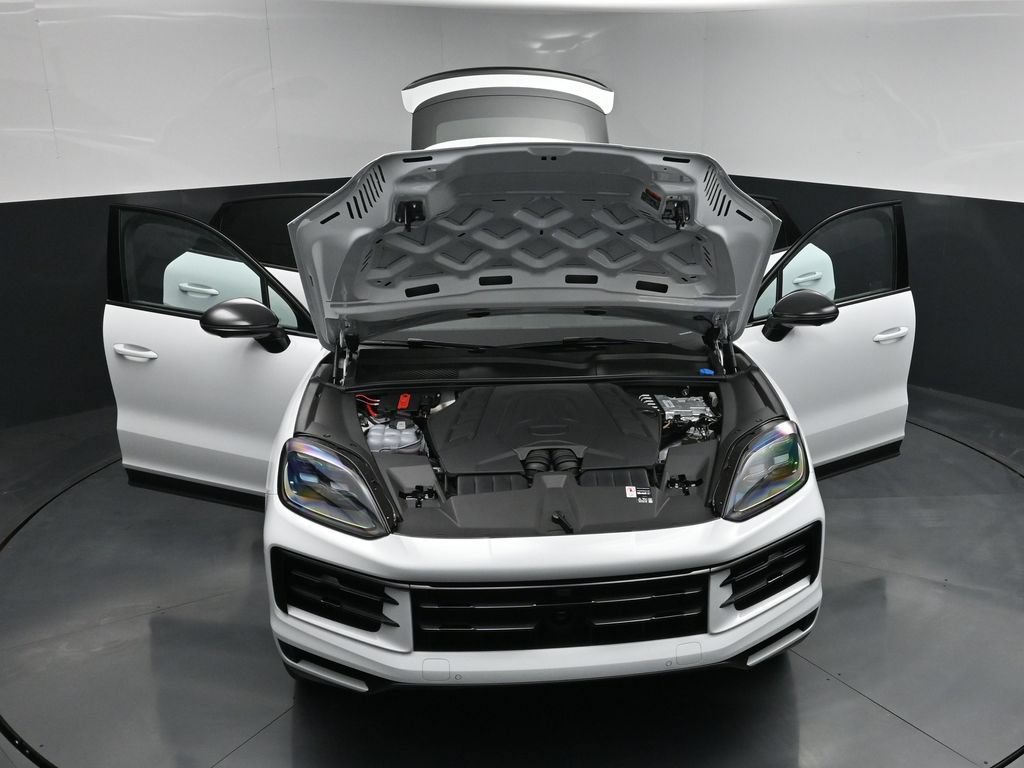 New 2026 Porsche Cayenne S AWD/4WD image 30