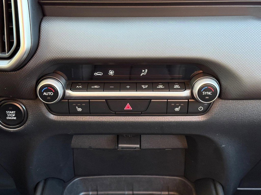 Used 2025 MAZDA CX-50 AWD 2.5 S w/ Premium Package image 15