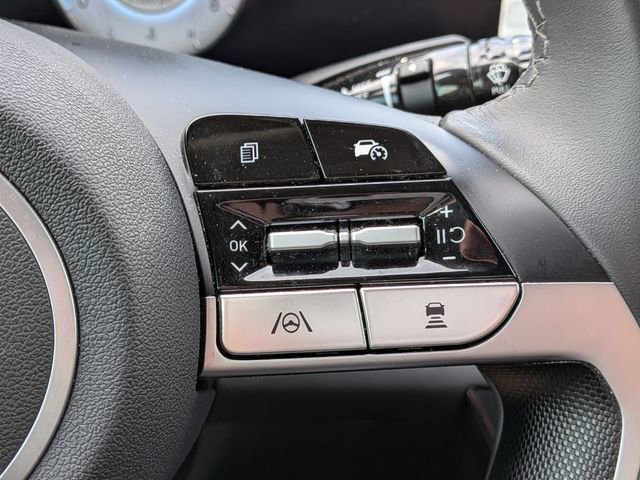 Certified 2025 Hyundai Elantra SEL image 26