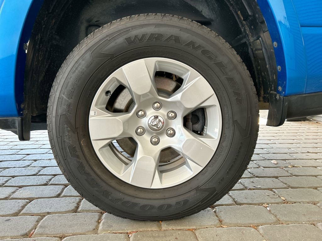 Used 2025 RAM 1500 Big Horn AWD/4WD image 47