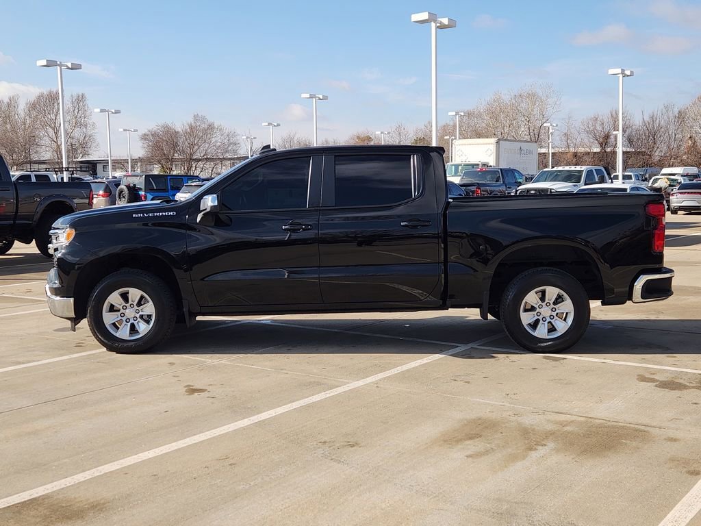 Used 2024 Chevrolet Silverado 1500 LT image 4