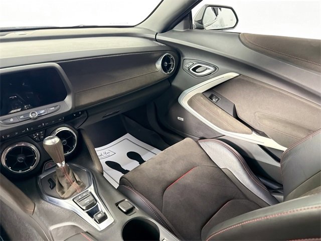 Used 2021 Chevrolet Camaro ZL1 image 21