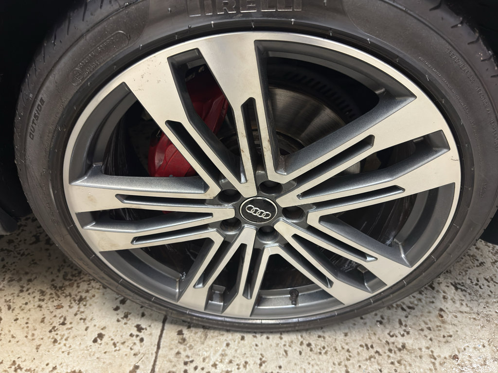 Used 2018 Audi SQ5 Premium Plus w/ S Sport Package AWD/4WD image 35