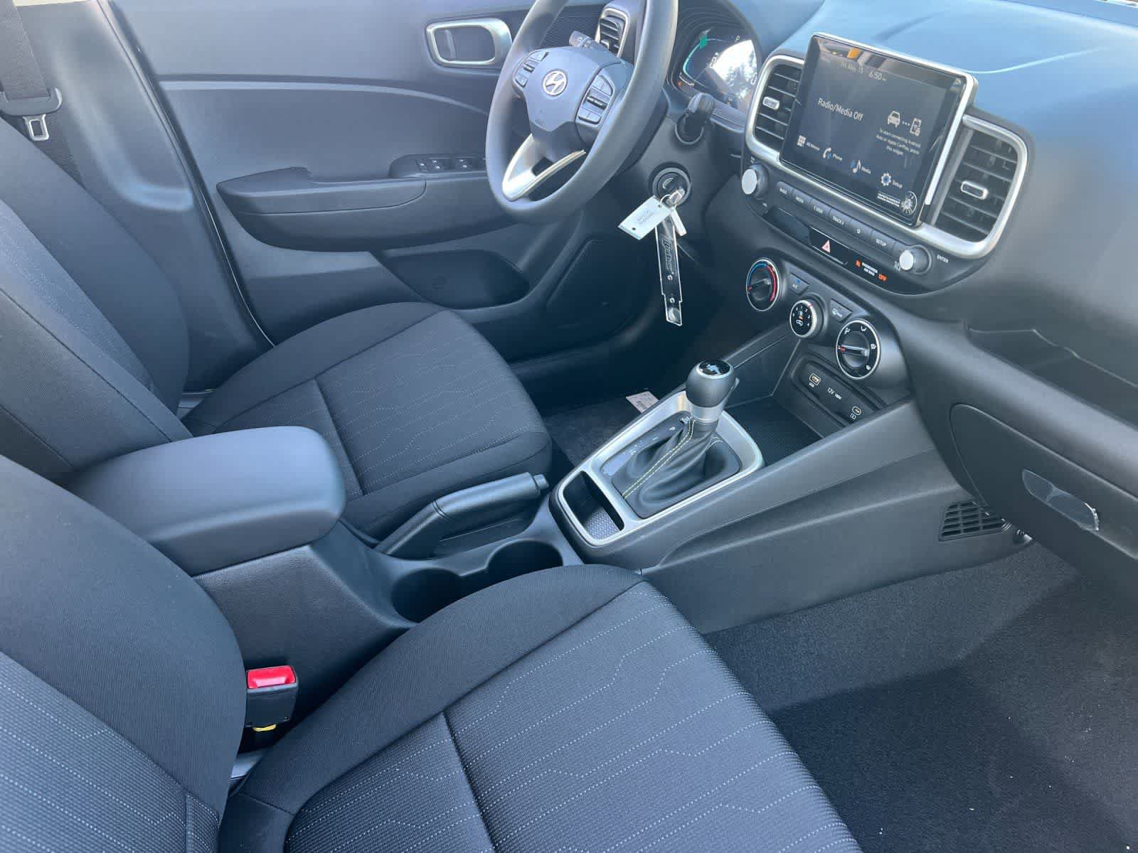 New 2026 Hyundai Venue SE FWD image 16