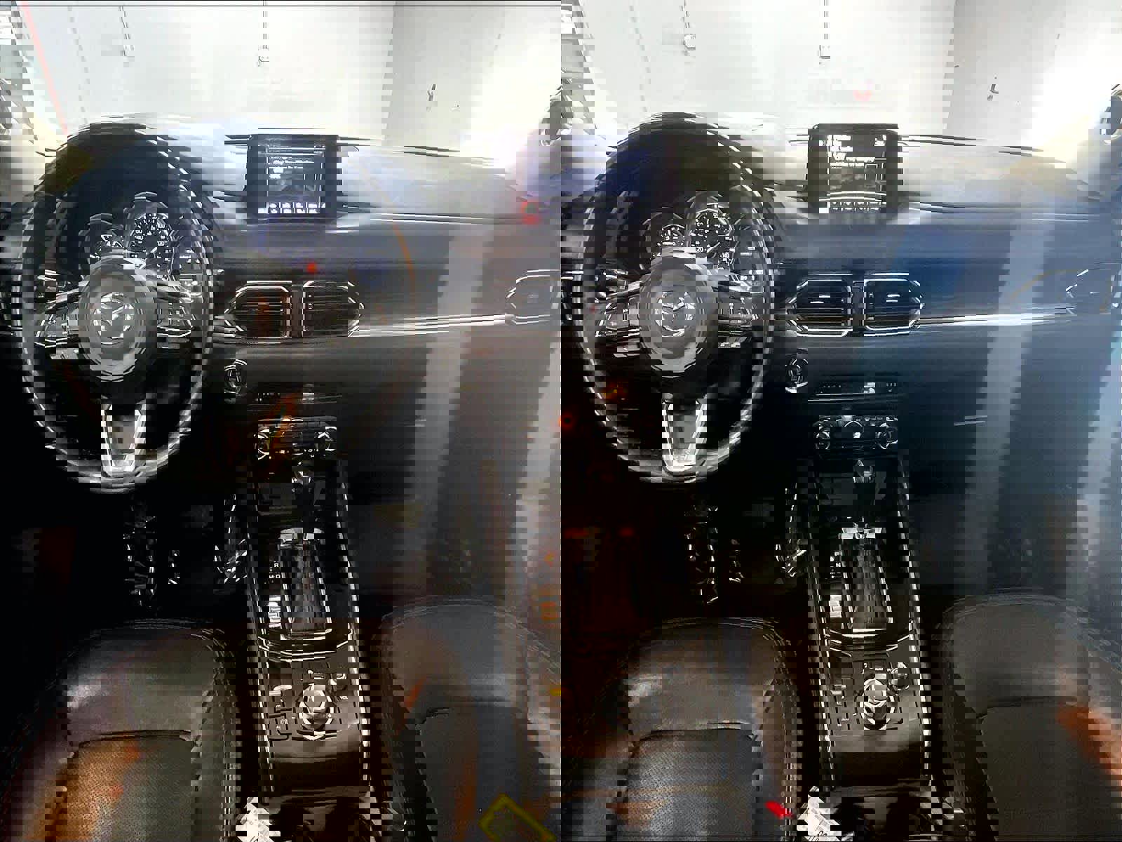 Used 2018 MAZDA CX-5 Grand Touring w/ Premium Package image 16