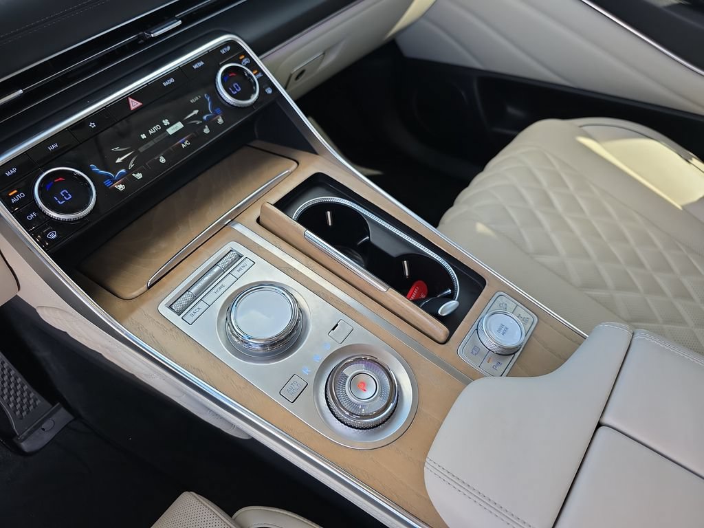 Used 2024 Genesis GV80 3.5T w/ Prestige Package AWD/4WD image 28