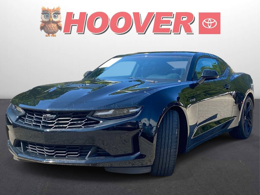 Used 2020 Chevrolet Camaro LT RWD image 9