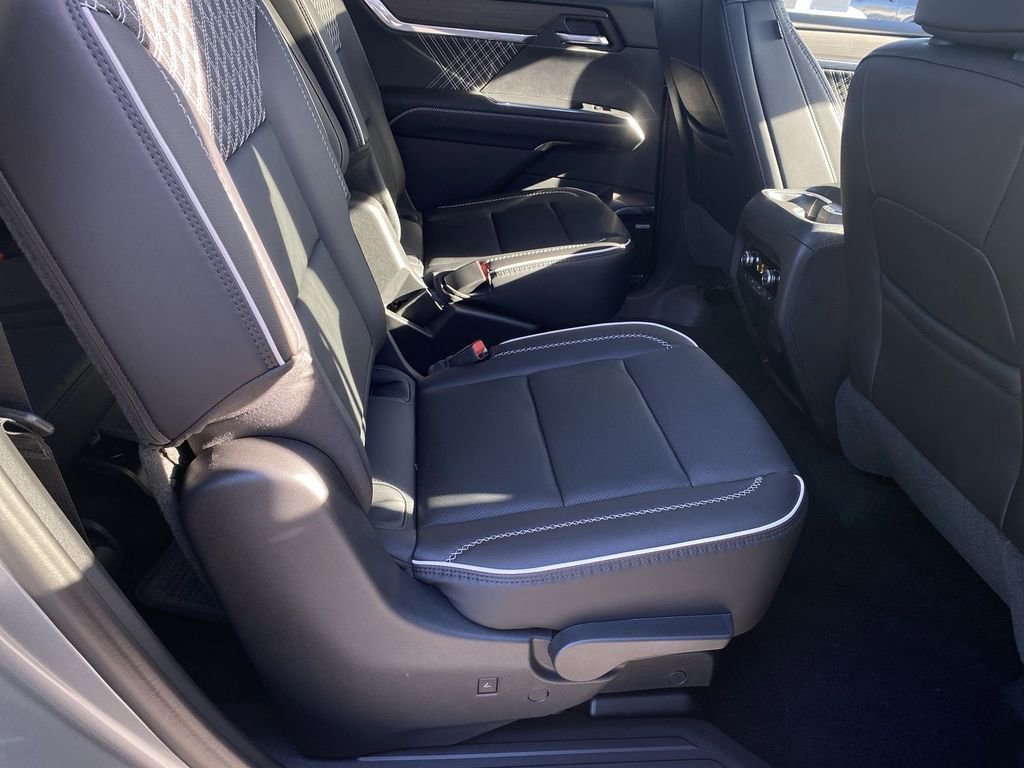 New 2026 GMC Acadia Denali w/ Super Cruise Package AWD/4WD image 42