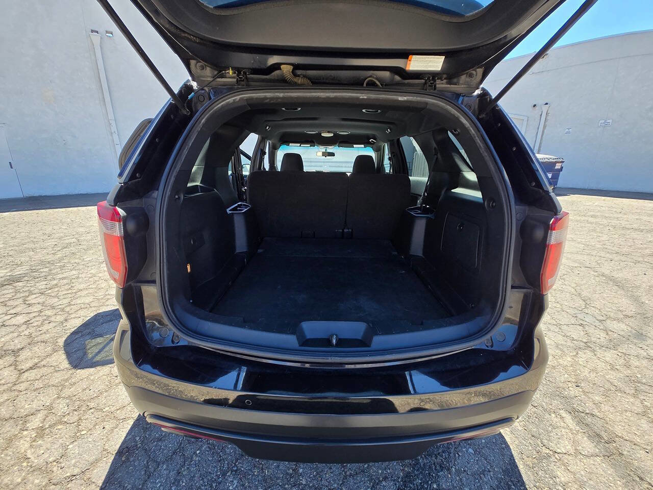 Used 2017 Ford Explorer 4WD Police Interceptor w/ Interior Upgrade Package image 26