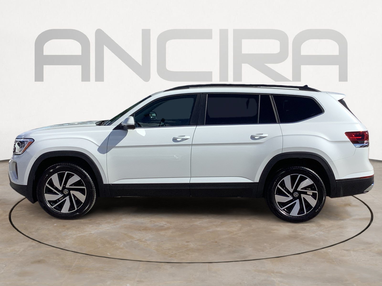 New 2026 Volkswagen Atlas SE FWD image 5