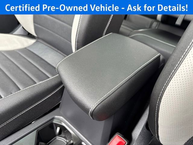 Certified 2025 Volkswagen Taos SEL w/ Black Wheel Plus Package AWD/4WD image 13