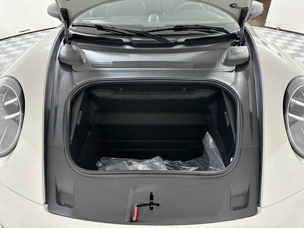 New 2026 Porsche 911 Carrera T RWD image 29