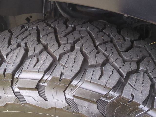 Used 2025 Ford F150 Raptor AWD/4WD image 18