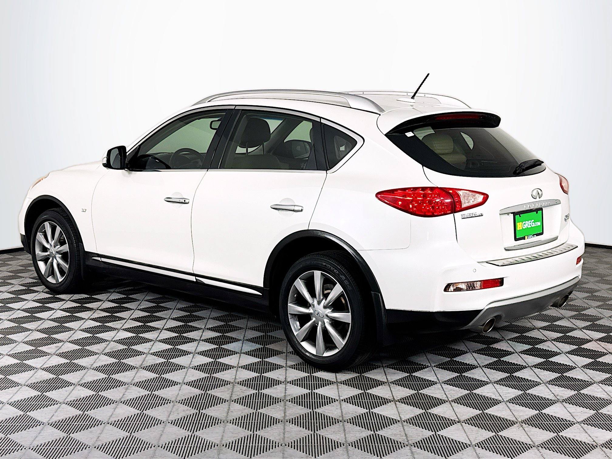 Used 2017 INFINITI QX50 AWD w/ Premium Plus Package image 6