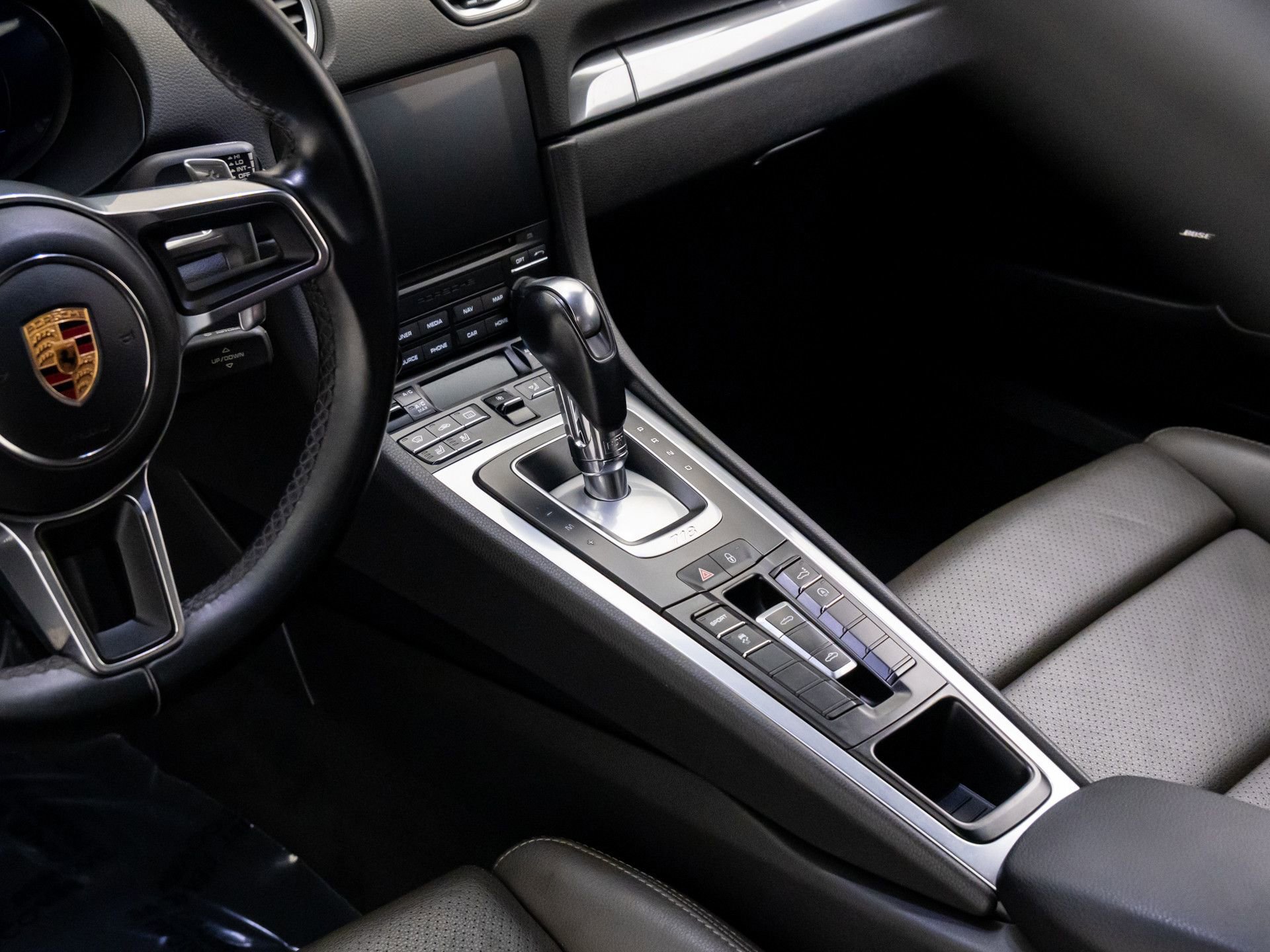 Used 2017 Porsche 718 Boxster image 13