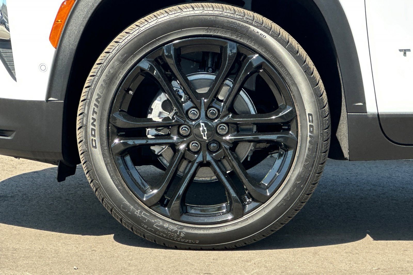 New 2026 Chevrolet Traverse LT w/ Enhanced Driving Package FWD image 27