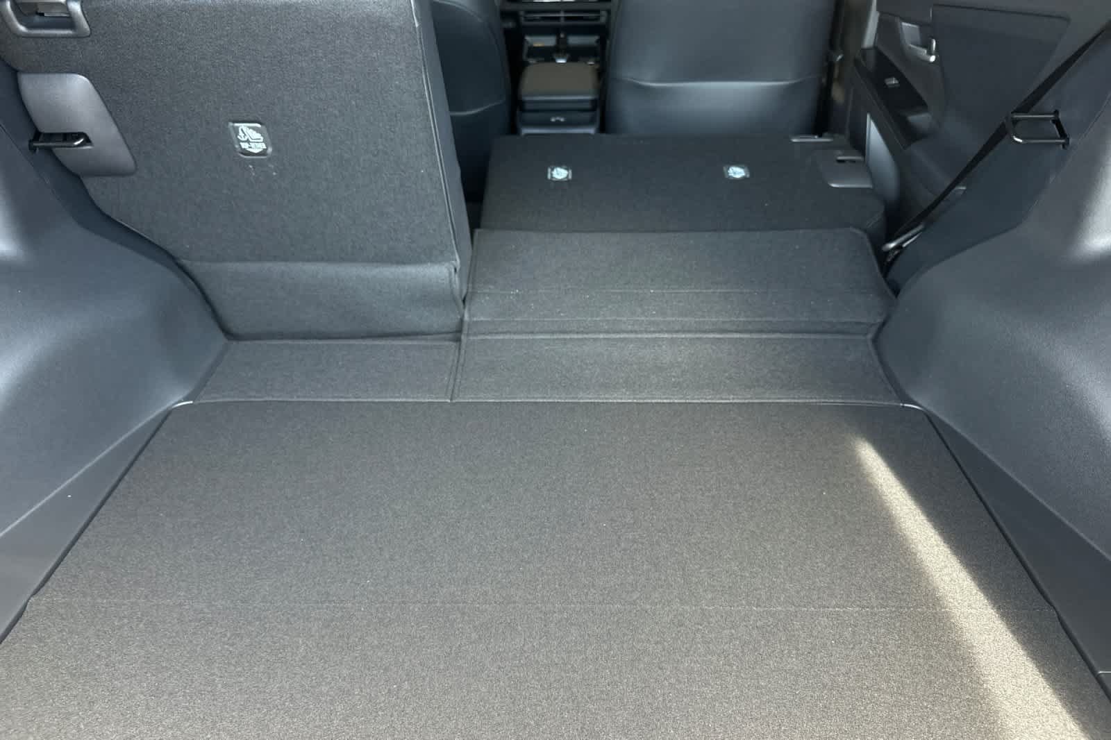 New 2026 Subaru Solterra AWD/4WD image 14