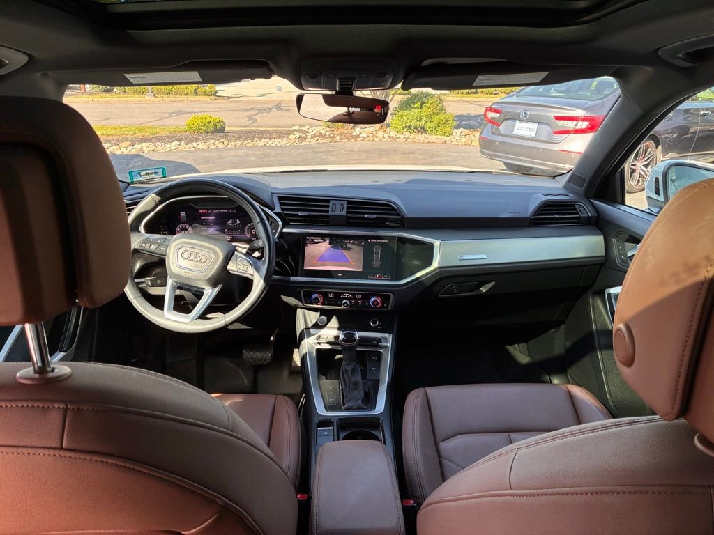 Used 2020 Audi Q3 2.0T Premium Plus AWD/4WD image 16
