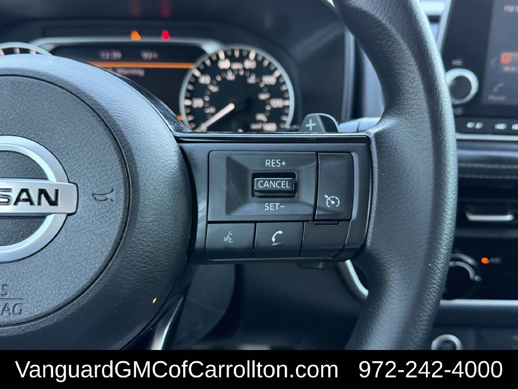 Used 2021 Nissan Rogue S FWD image 16